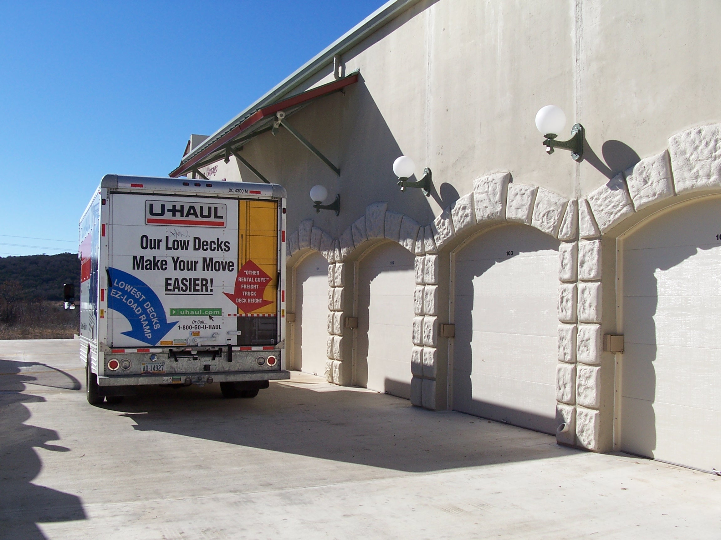 secured units in Ingram, TX